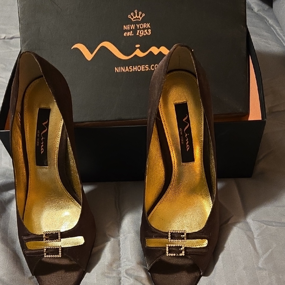 Nina Women's Elegant Brown Peep Toe Heels
